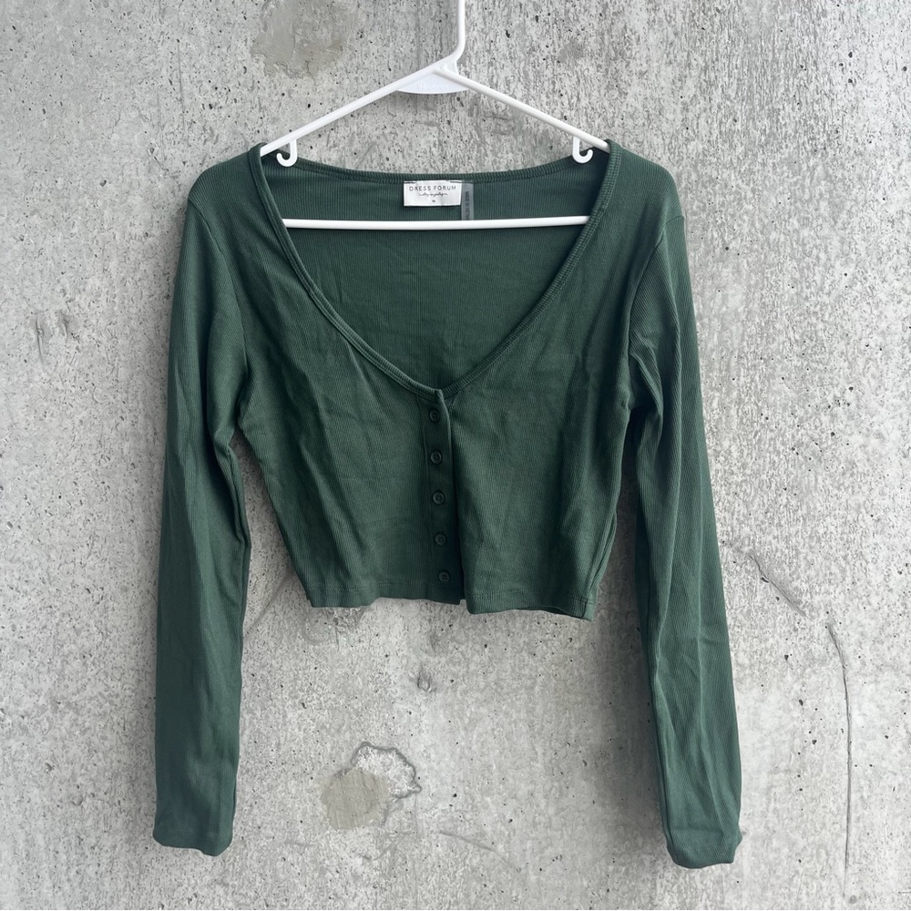 Dress Forum Long Sleeve Top